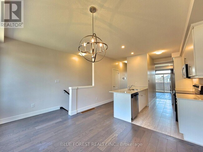 Photo - 2112 Meadowgate Blvd