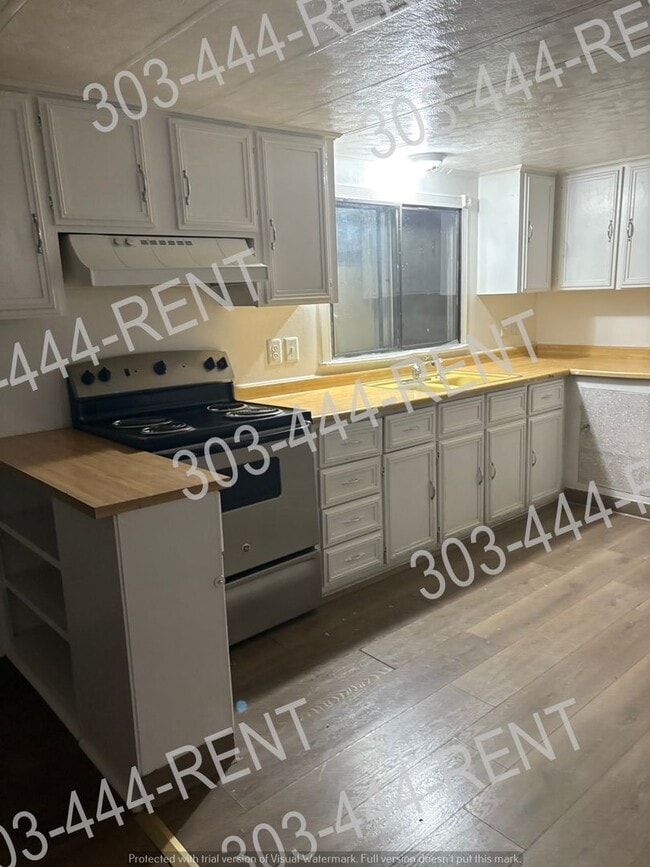 Photo - Move In Special $200.00 off 1st month by 03/31/2026 3 Bedroom Mobile Home in Thornton!