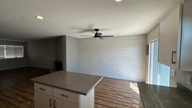 Photo - 2808 S Mill Ave