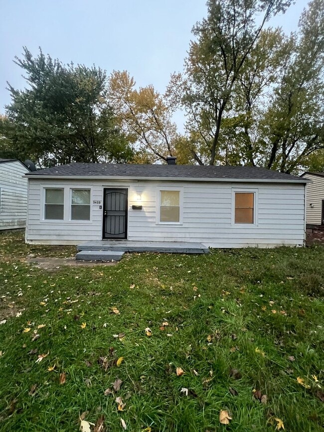 Building Photo - A charming 3 bedroom, 1 bathroom house has...