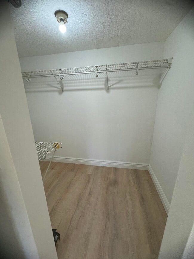 Photo - 2965 SW 22nd Ave Unit 208