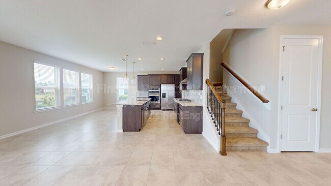 Photo - 167 Windermere Way