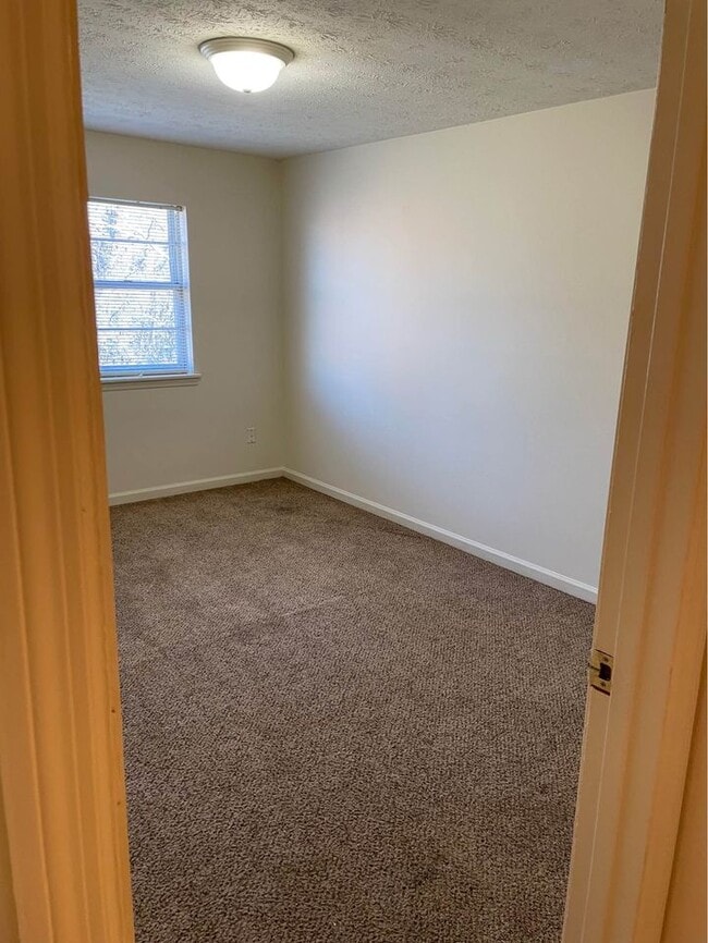 Photo - 228.5 S Porter Dr