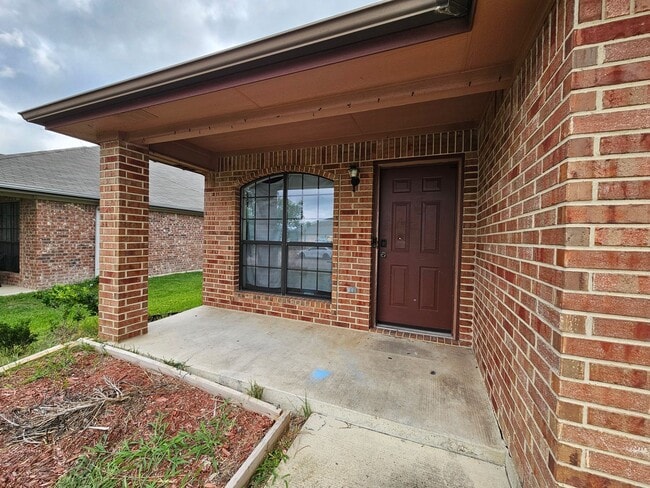Building Photo - 3706 Dustin Ct Unit 3706 Dustin Court -  A