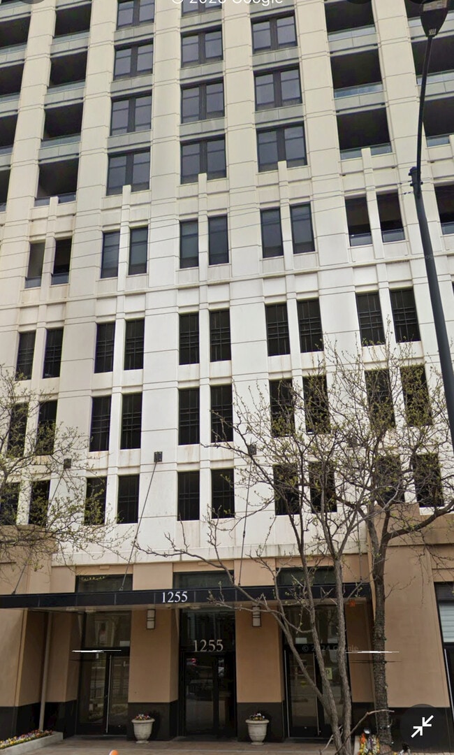 Building Photo - 1255 S State St Unit 905