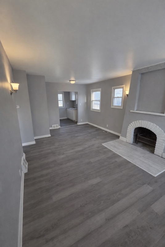 Photo - 722 Frank St