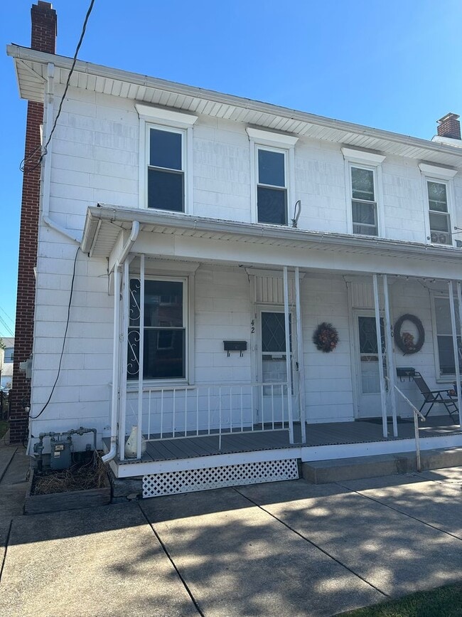 3 bedroom home in Palmyra - 3 bedroom home in Palmyra