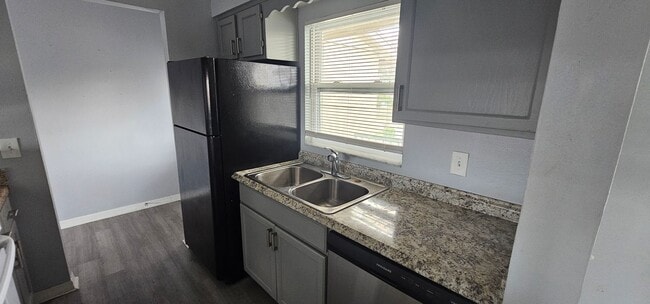 Photo - 2 BEDROOM / 2 BATH APARTMENT (GOLDEN KEY APARTMENTS) NEAR THE FLORIDA MALL Unit m56724