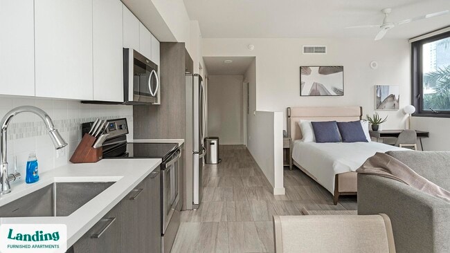 Photo - 698 NE 1st Ave Unit CMW-0205.1401739