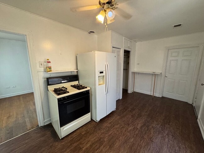 Photo - 2905 Cole Ave