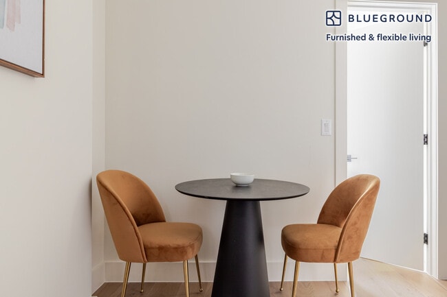 Photo - 188 6th Ave Unidad FL4-ID1828