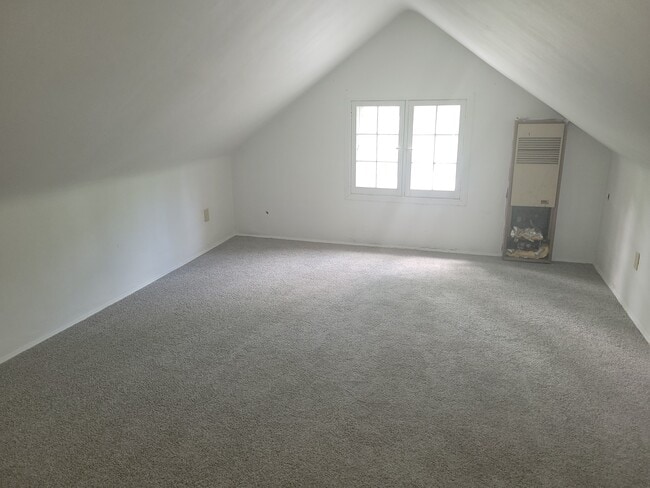 2560 S Austin St