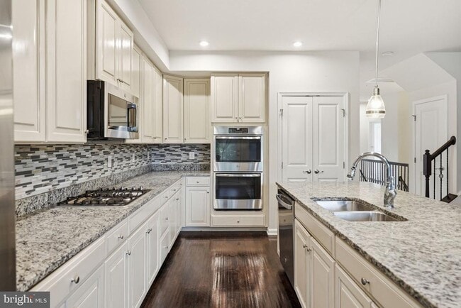 Photo - 3634 Briarwood Dr