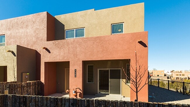 Building Photo - New ST FE Town Home