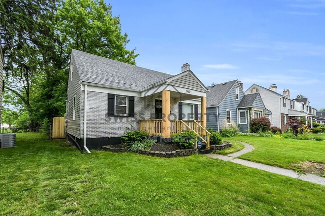 Photo - 960 Geers Ave