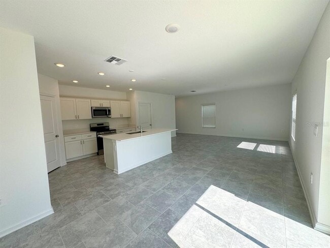 Photo - 1727 Foreman Rd