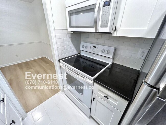 Photo - 76 De Arc Pl NW