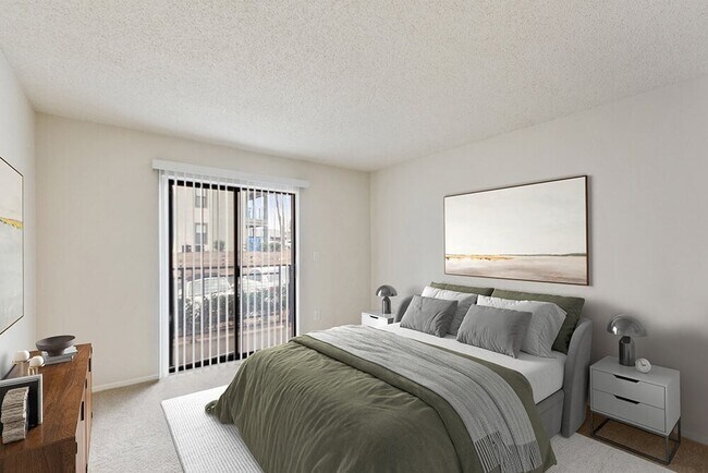 Photo - Grandstand Apartments