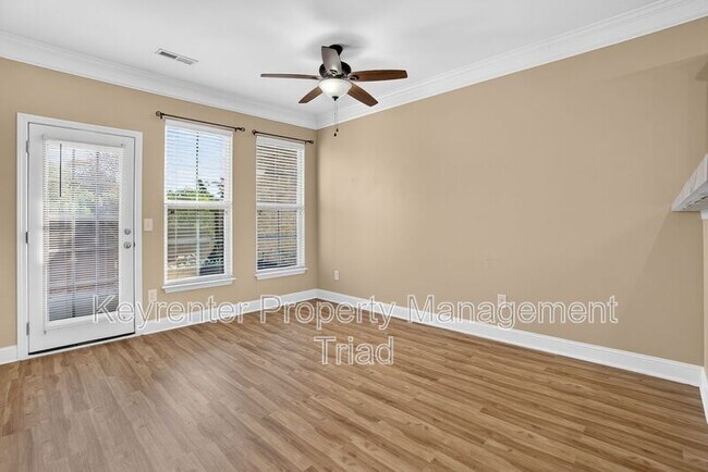 3779 Shadow Ridge Dr