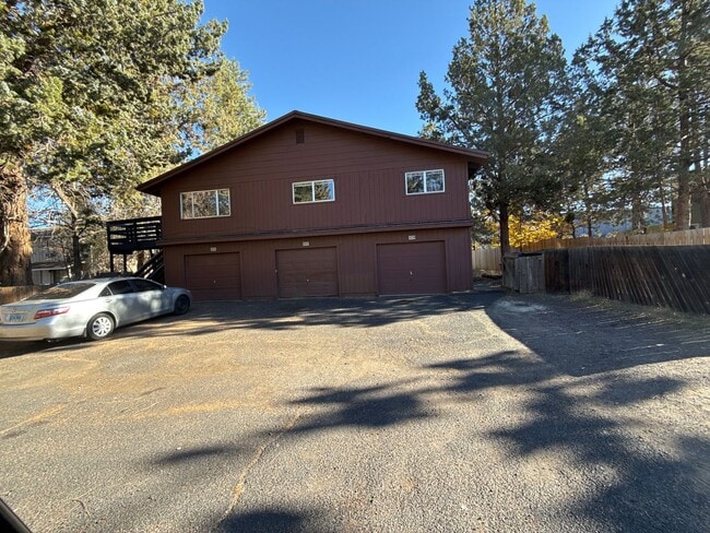 Building Photo - cente Unit 674