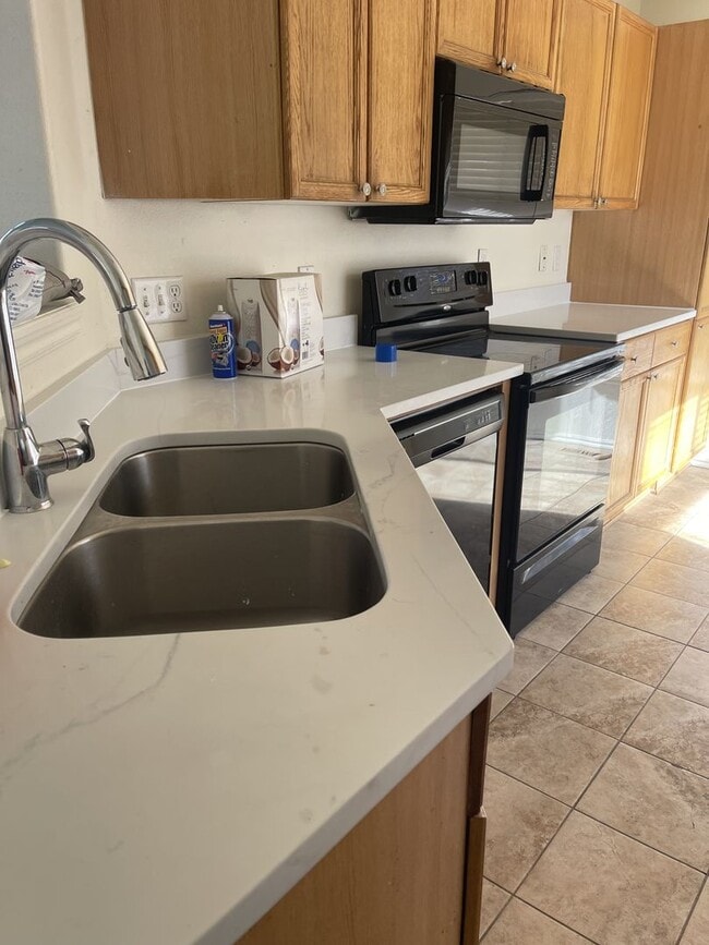 Photo - 4 bed 3 bath in Highlands Ranch
