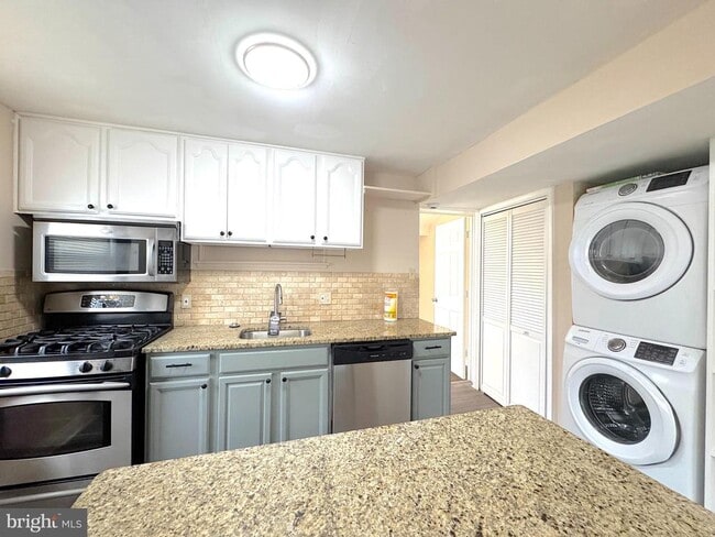 Photo - 5612 7th Rd S