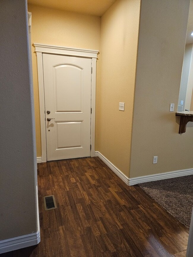Photo - 3/2.5 in Boise-2 Car Garage, Fireplace, Vaulted Ceilings, Landscaping Included.