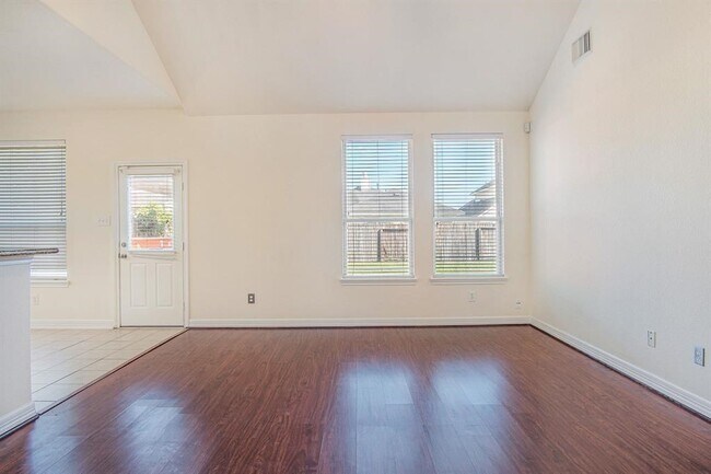 Photo - 19718 Summerlin Dr