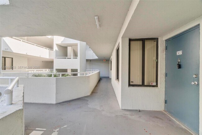 Photo - 8275 SW 152nd Ave Unidad D-307