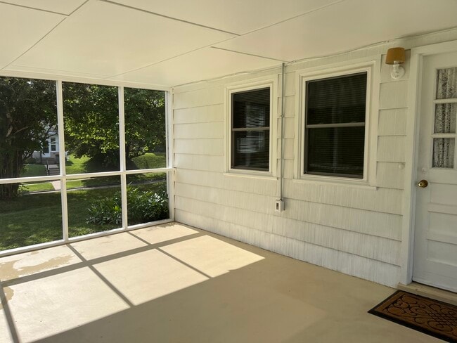 Photo - 25 Cascade Ter