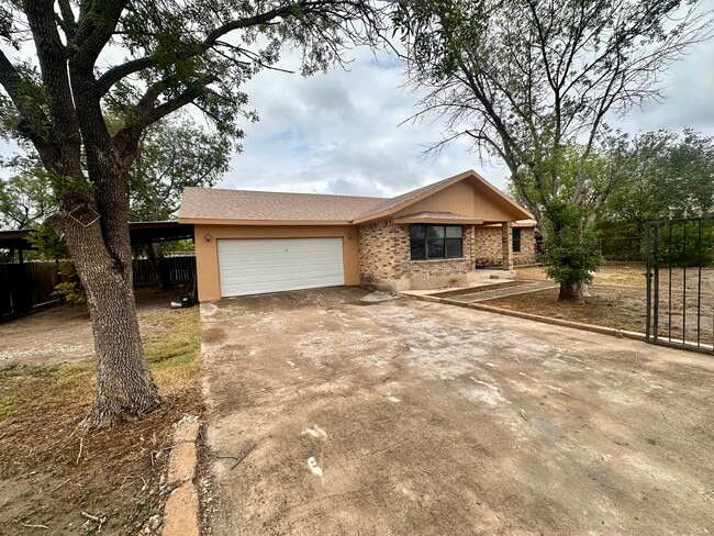 Photo - 3828 Clavel St