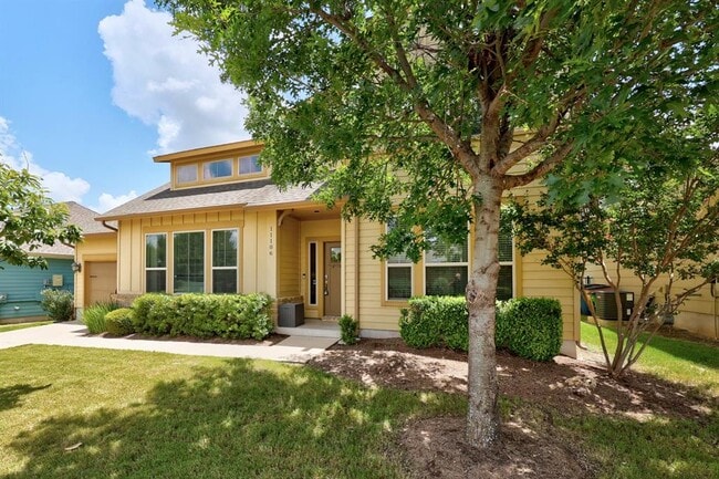 Photo - 11106 Railway Ln