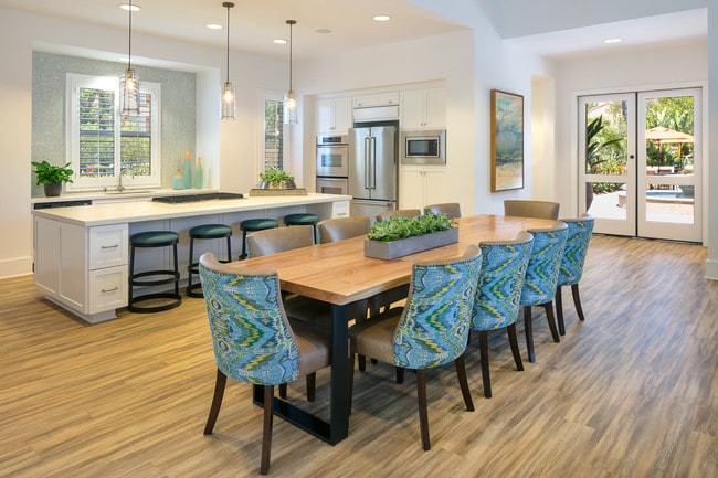 Serrano Apartment Homes