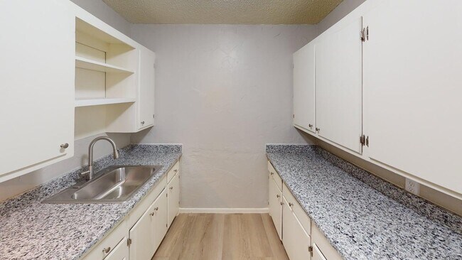 Kitchen - Ashwood Court