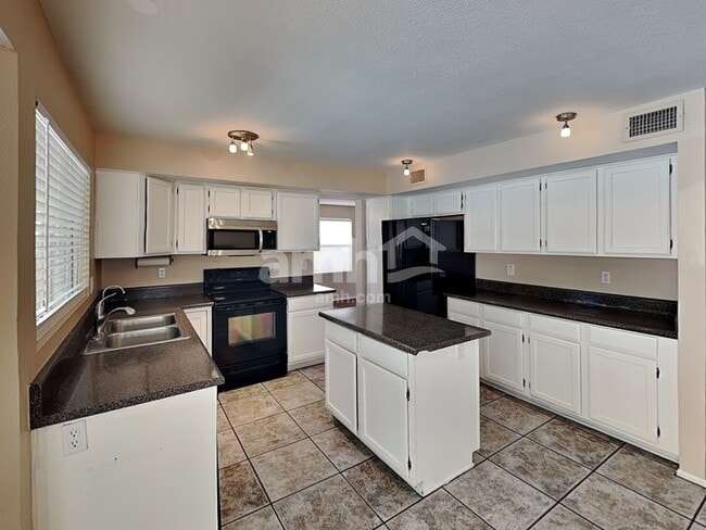 Photo - 7010 W Oraibi Dr