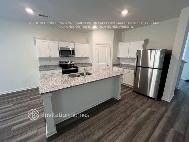 Photo - 7381 Cranleigh St