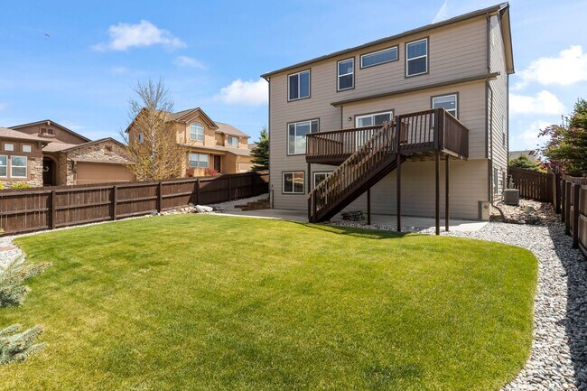 Photo - Evolve Real Estate: Meticulous and Luxurious 4 Bedroom + Office + Finished Basement on A Double C...