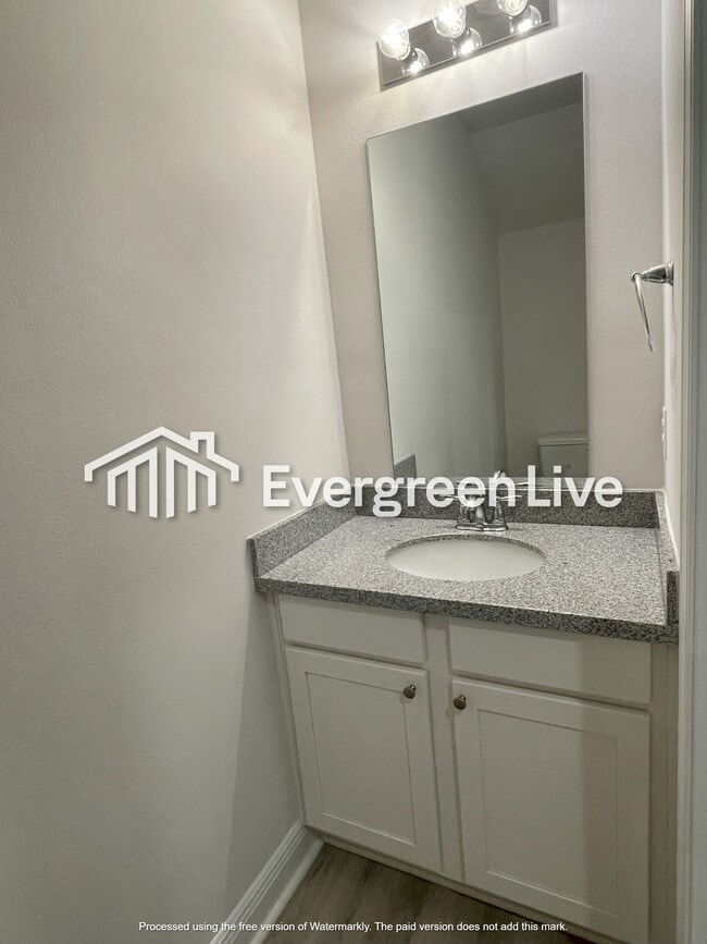 Photo - 9881 McLuvin Rd