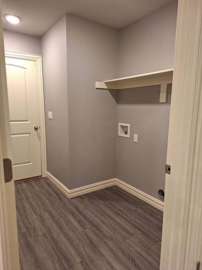 Photo - 3 bedroom Duplex