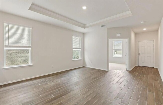 Photo - 288 Kapok St