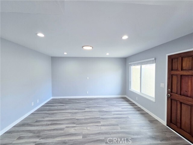 12526 Cuesta Dr