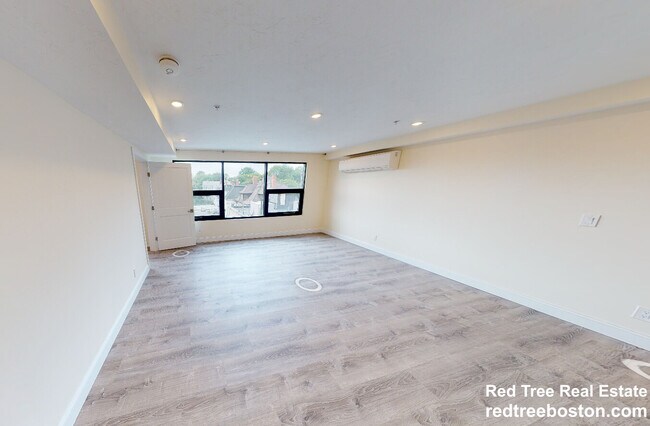 Photo - 1028a Commonwealth Ave Unit 204