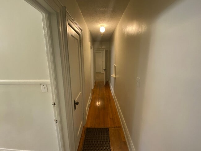 Photo - Adorable 1 Bedroom Duplex Near Duke - W&D / Fenced Yd Unit A
