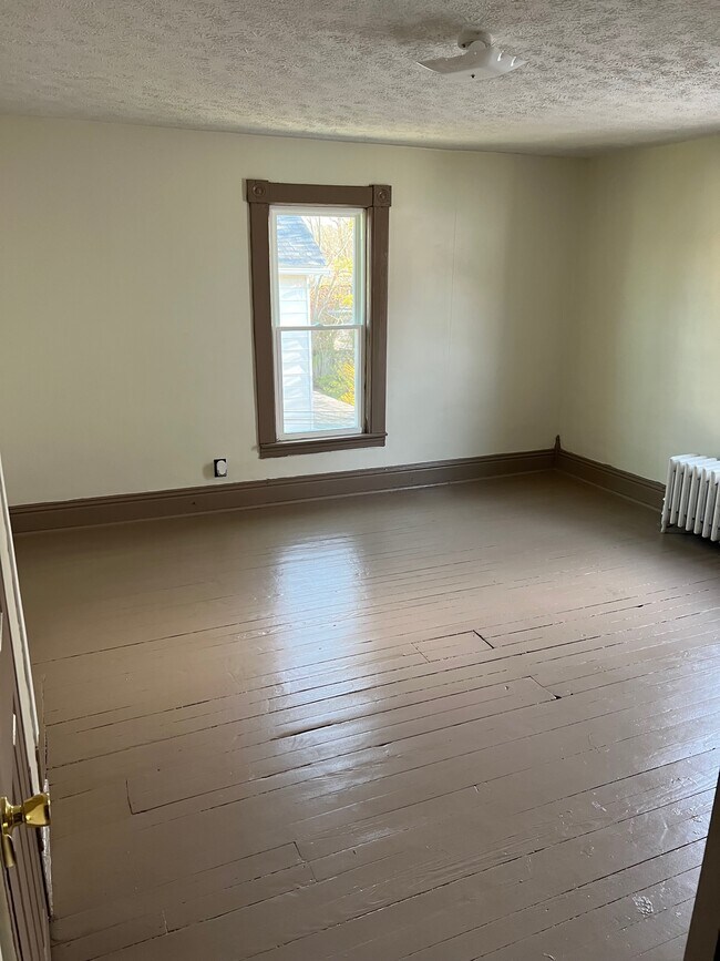 Photo - 331 Kingwood St