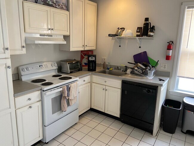 Photo - 26 Haskell St Unit 2