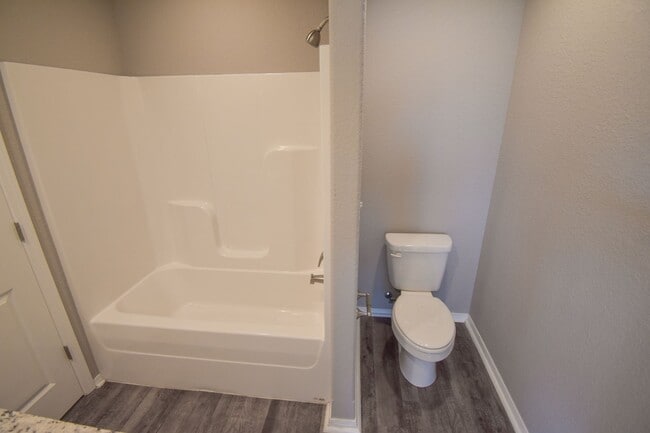 Photo - 820 Hindman Dr