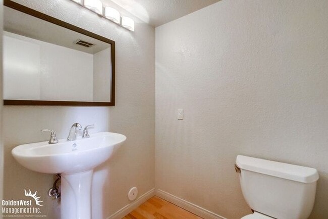 Photo - Beautiful Condo 2Bdm 2.5 Ba in the Heart o...
