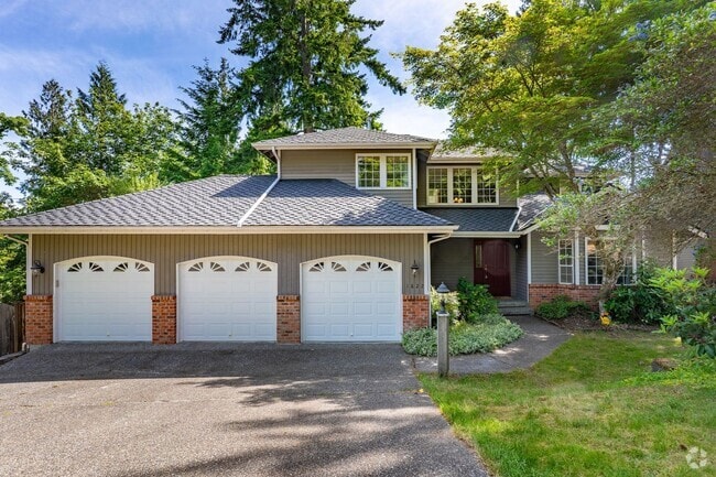Building Photo - Beautiful 4 Bed 2.5 Bath Home in Sammamish