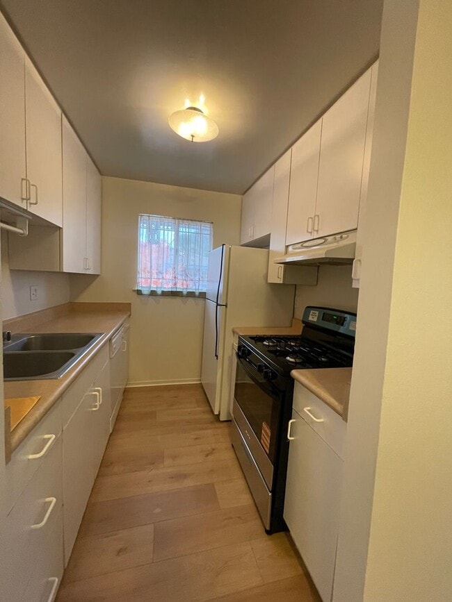 Photo - Delightful 2 Bedroom! Recently Updated!! Move In Special!!!