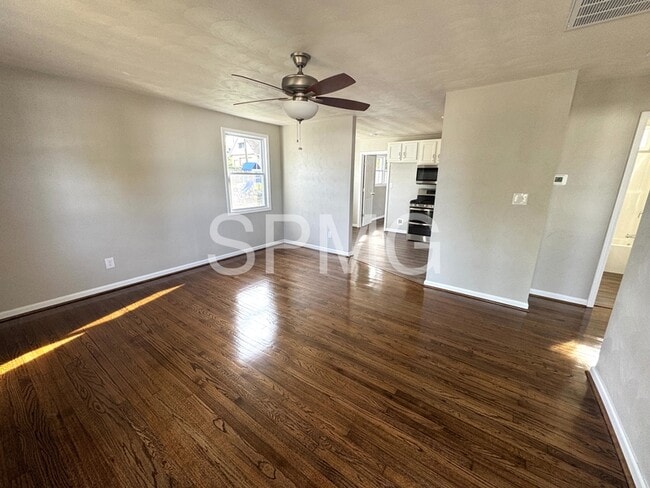 Photo - 1016 26th St SW